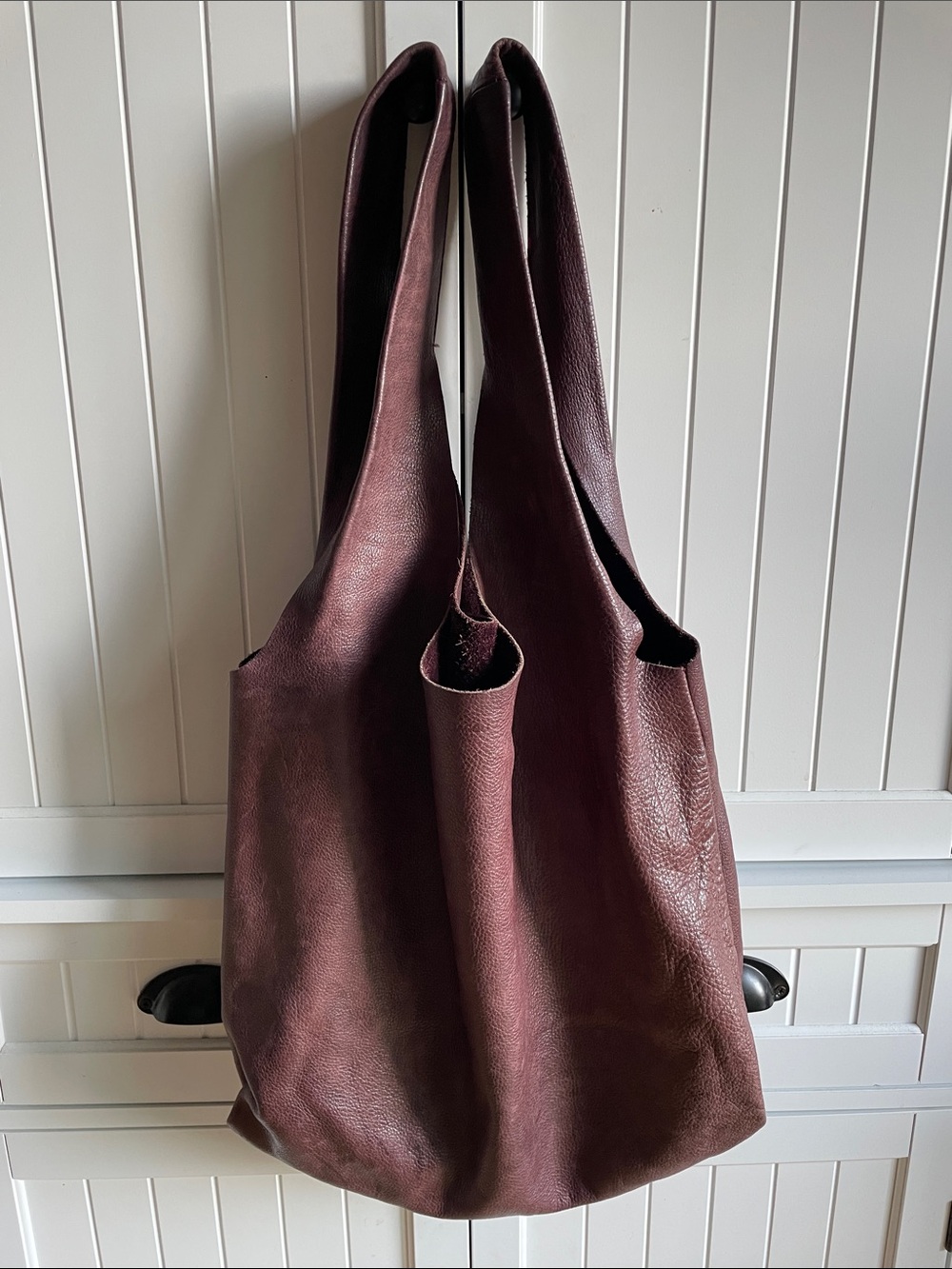 BAGGU Beautiful chocolate, brown, leather reusable bag in standard size